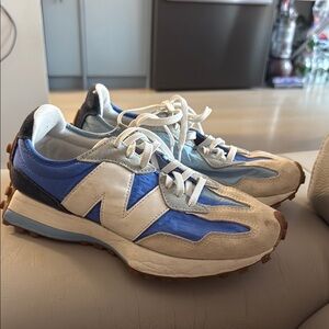New Balance Blue and Cream Athletic Shoes size 8